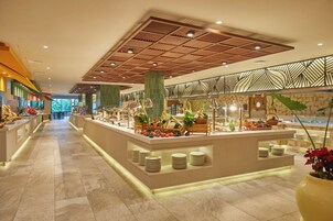 Desayuno buffet incluido todos los días 