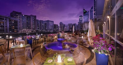 Corniche Hotel Abu Dhabi