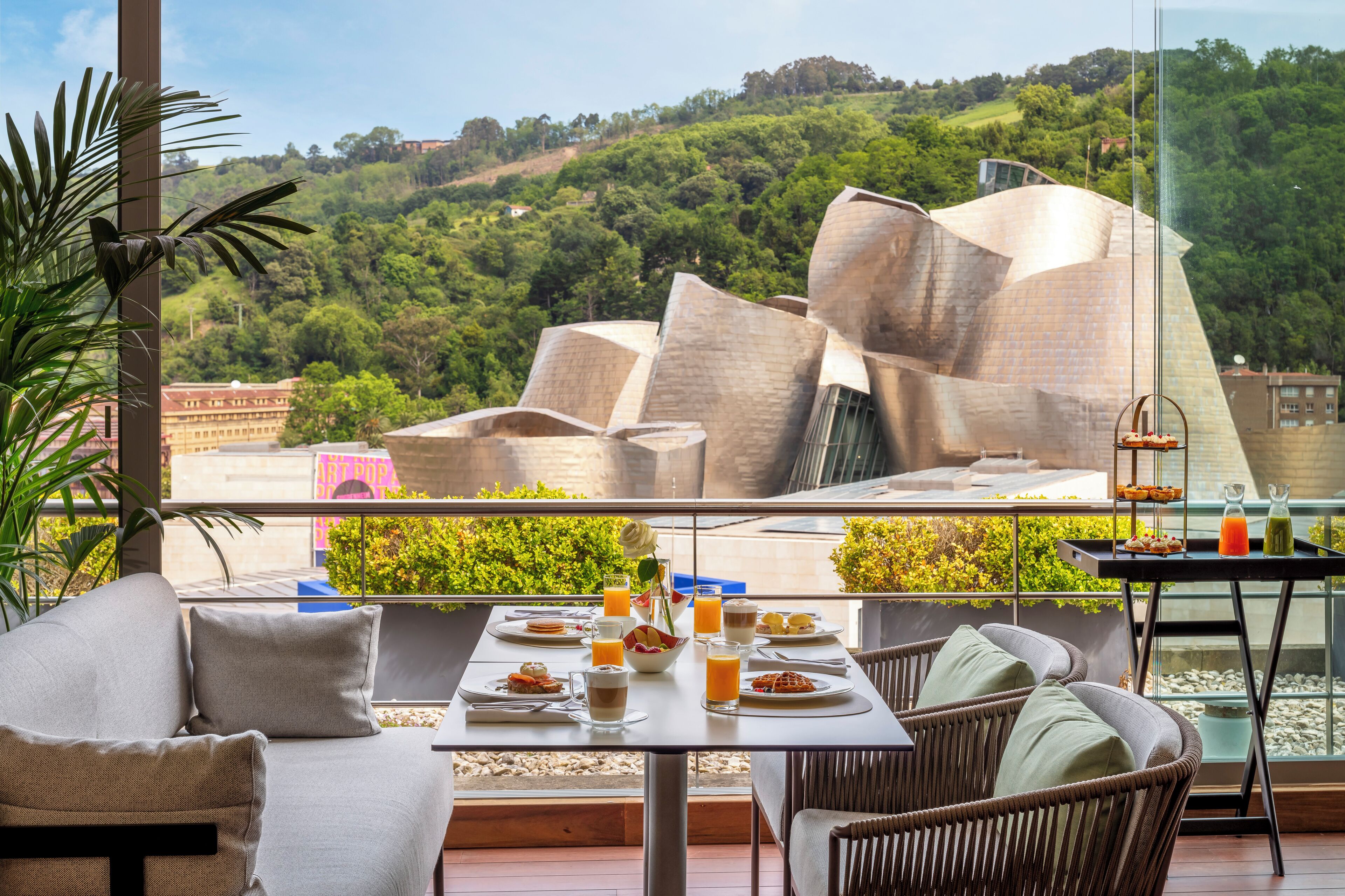 Esmorzar diari complet (35 EUR per persona) 