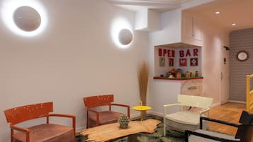 Bar (in der Unterkunft)