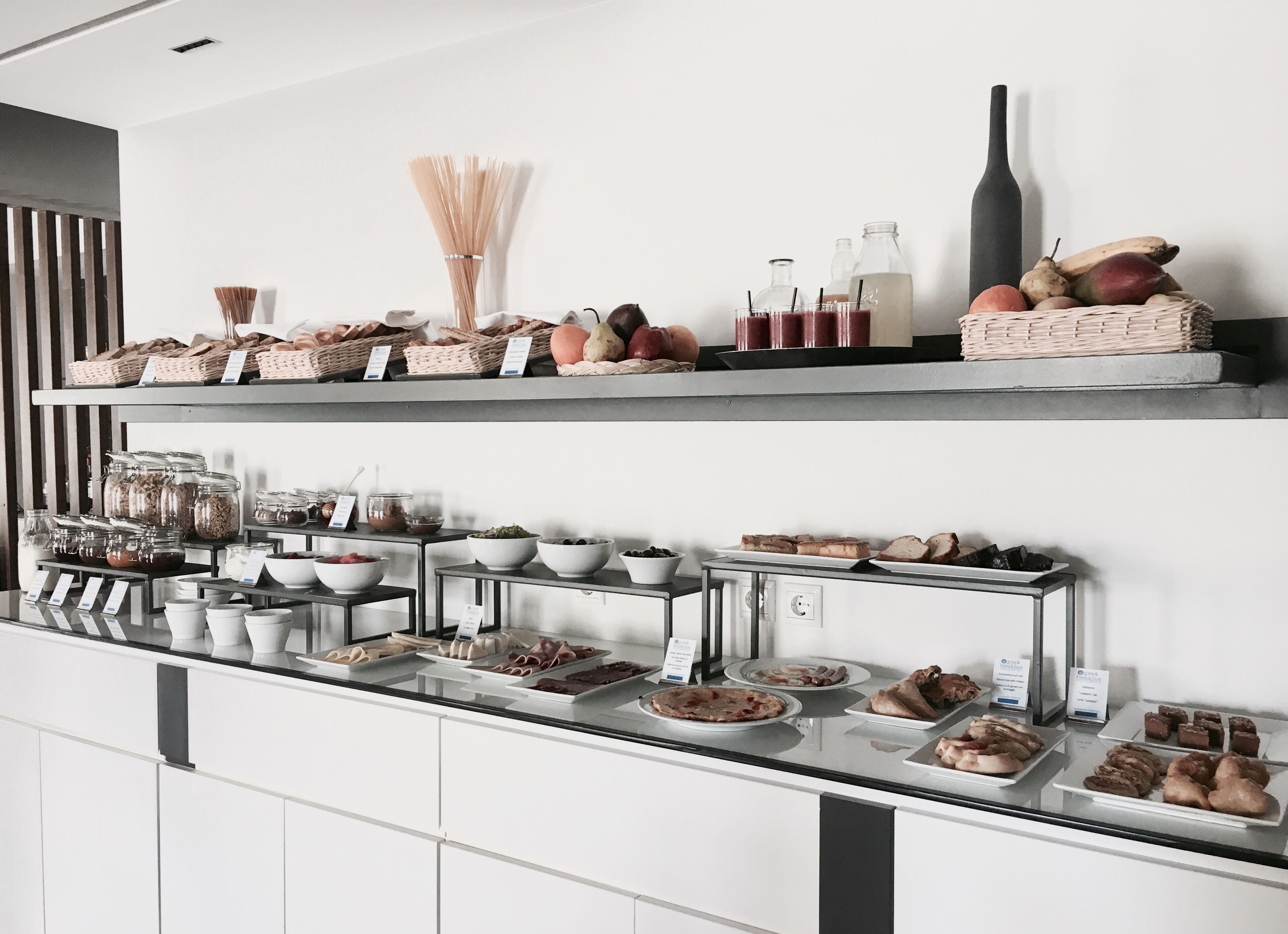 含每日當地特色早餐