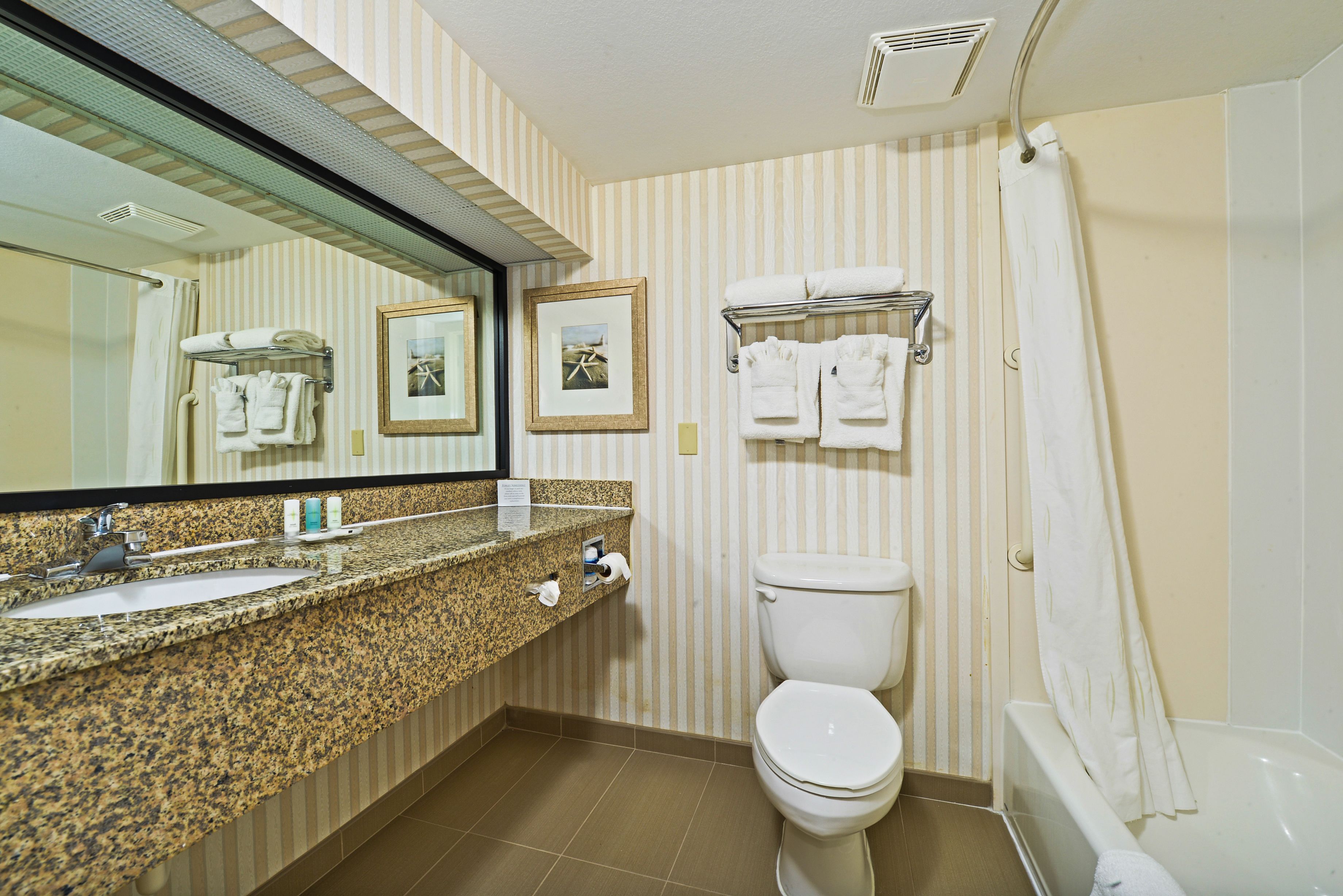 Photo - Comfort Suites Tamarac Sawgrass