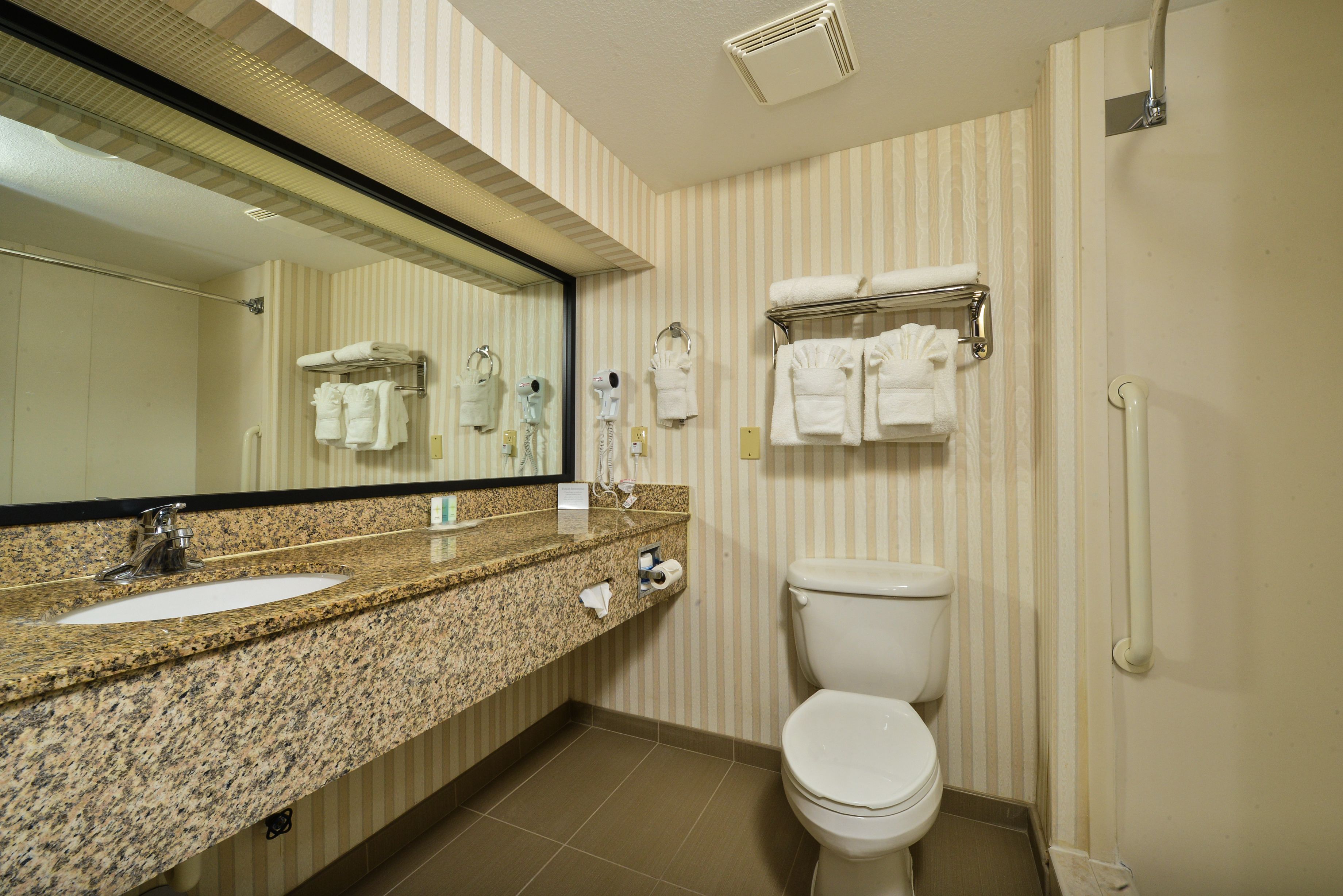 Photo - Comfort Suites Tamarac Sawgrass