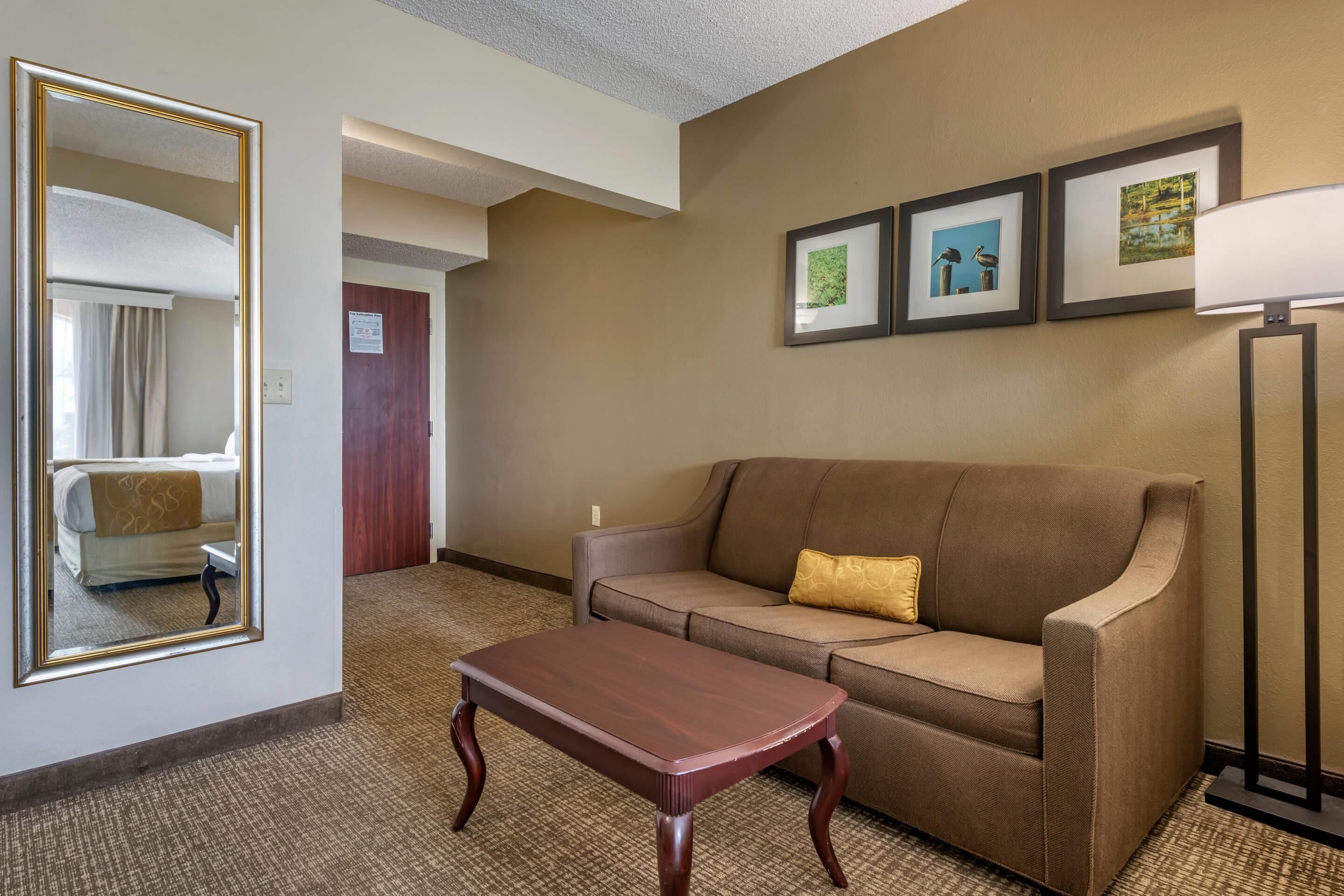 Photo - Comfort Suites Tamarac Sawgrass