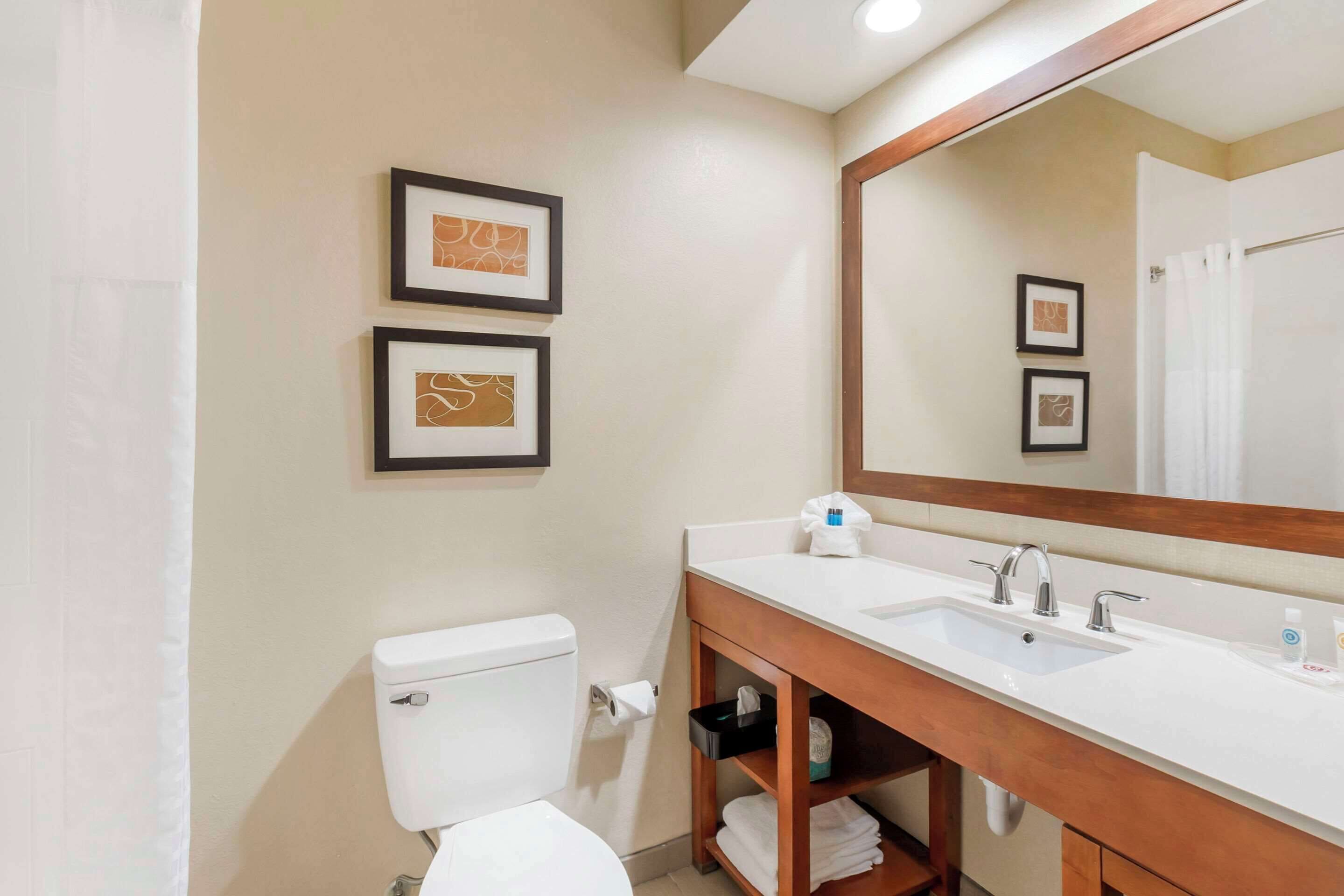 room, 2 double beds, non smoking | desk, laptop workspace, iron/ironing board, free wifi