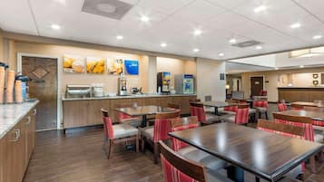 Free daily continental breakfast