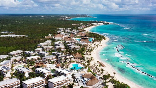 massage beach hut, spa area - Picture of Grand Sirenis Riviera Maya Resort, Akumal - Tripadvisor