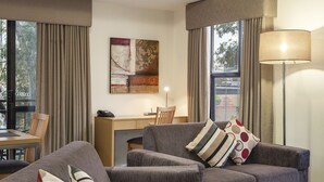 Unclassified image, 5 of 7, button - Best Western Northbridge Apartments (Northbridge)