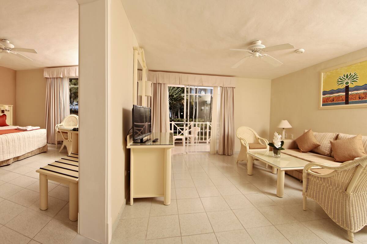 Free minibar, in-room safe, desk, iron/ironing board