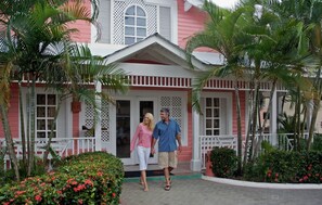 Πρόσοψη καταλύματος