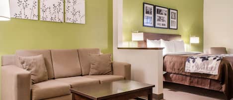 Hypo-allergenic bedding, in-room safe, desk, iron/ironing board