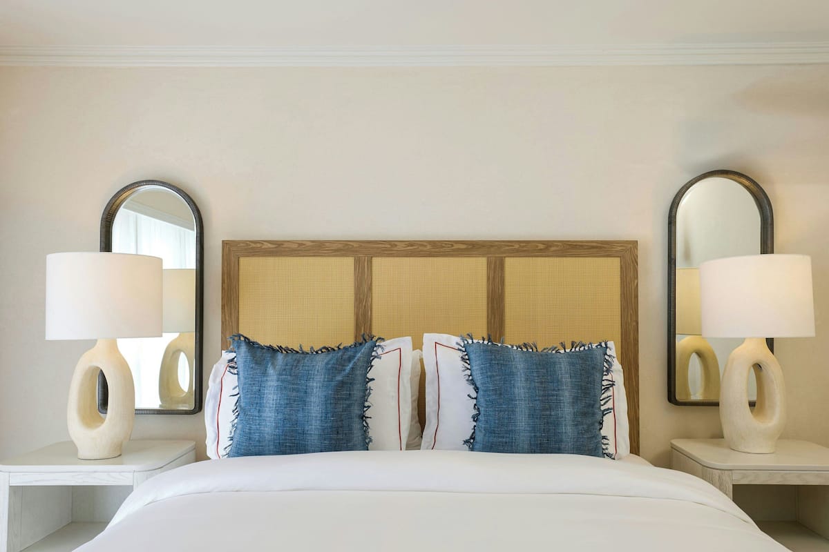 Garden View, Adults Only, Junior Suite | Premium bedding, minibar, in-room safe, individually decorated