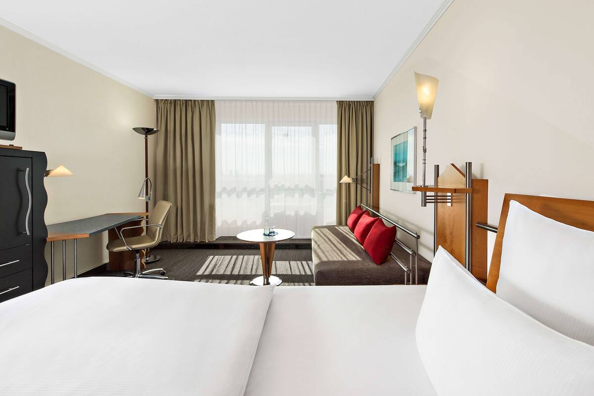 1 bedroom, minibar, in-room safe, desk