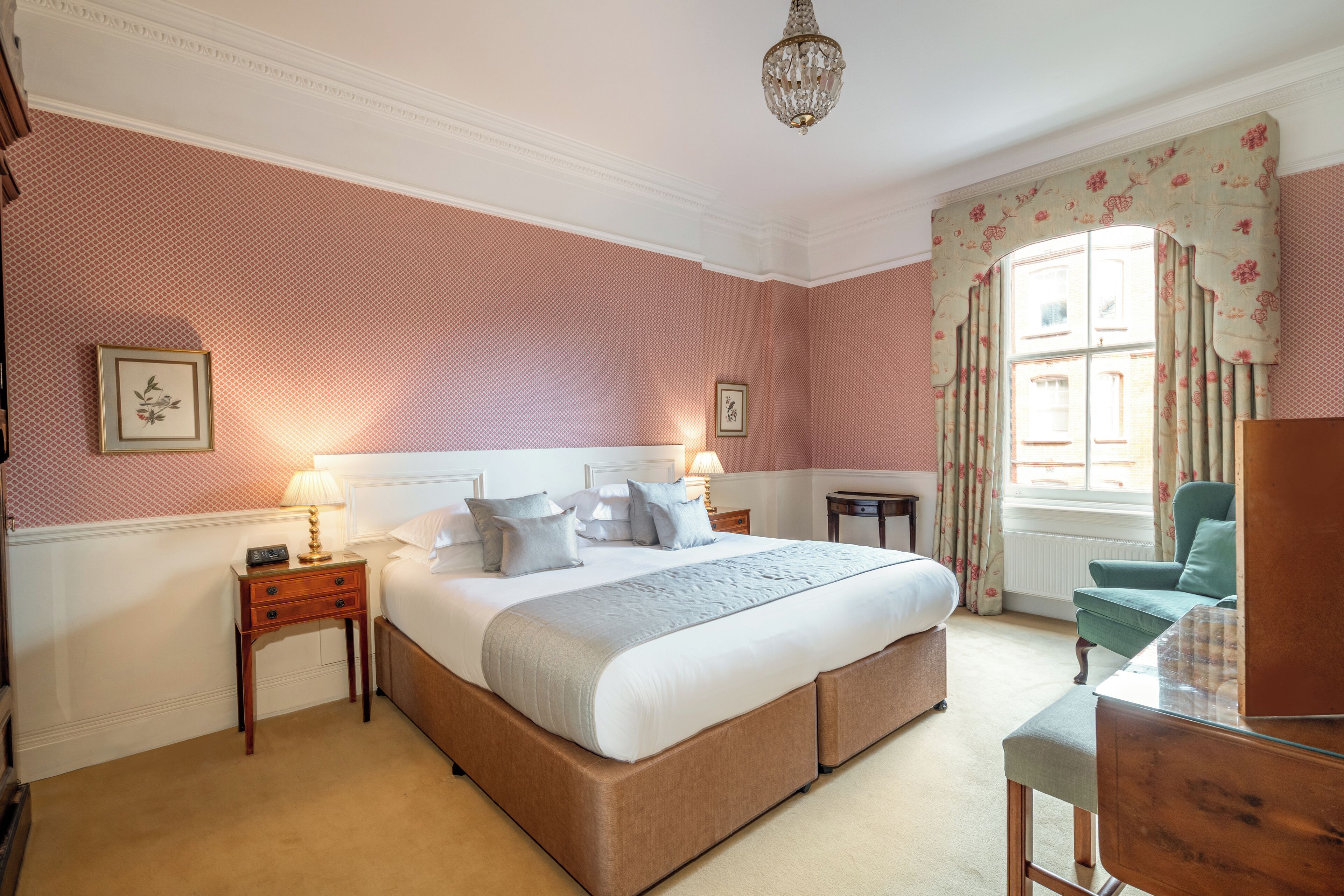 The Highgrove Suite | Biancheria da letto di alta qualità, una cassaforte in camera