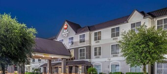 Best Western Plus Hobby Airport Inn & Suites
