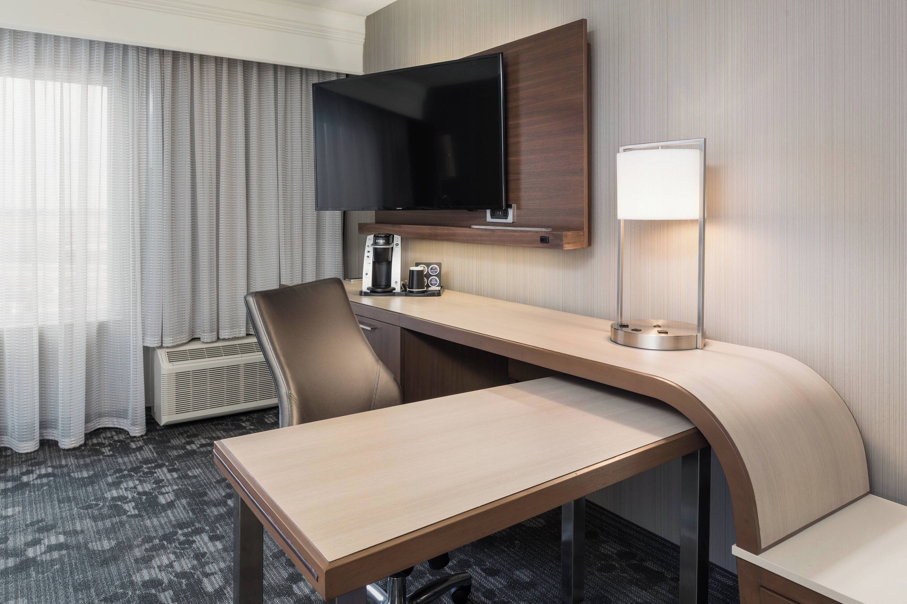 Photo - Courtyard by Marriott Toronto Vaughan