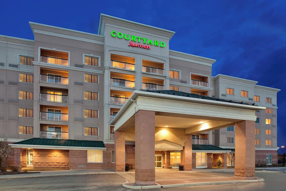 Courtyard by Marriott Toronto Vaughan