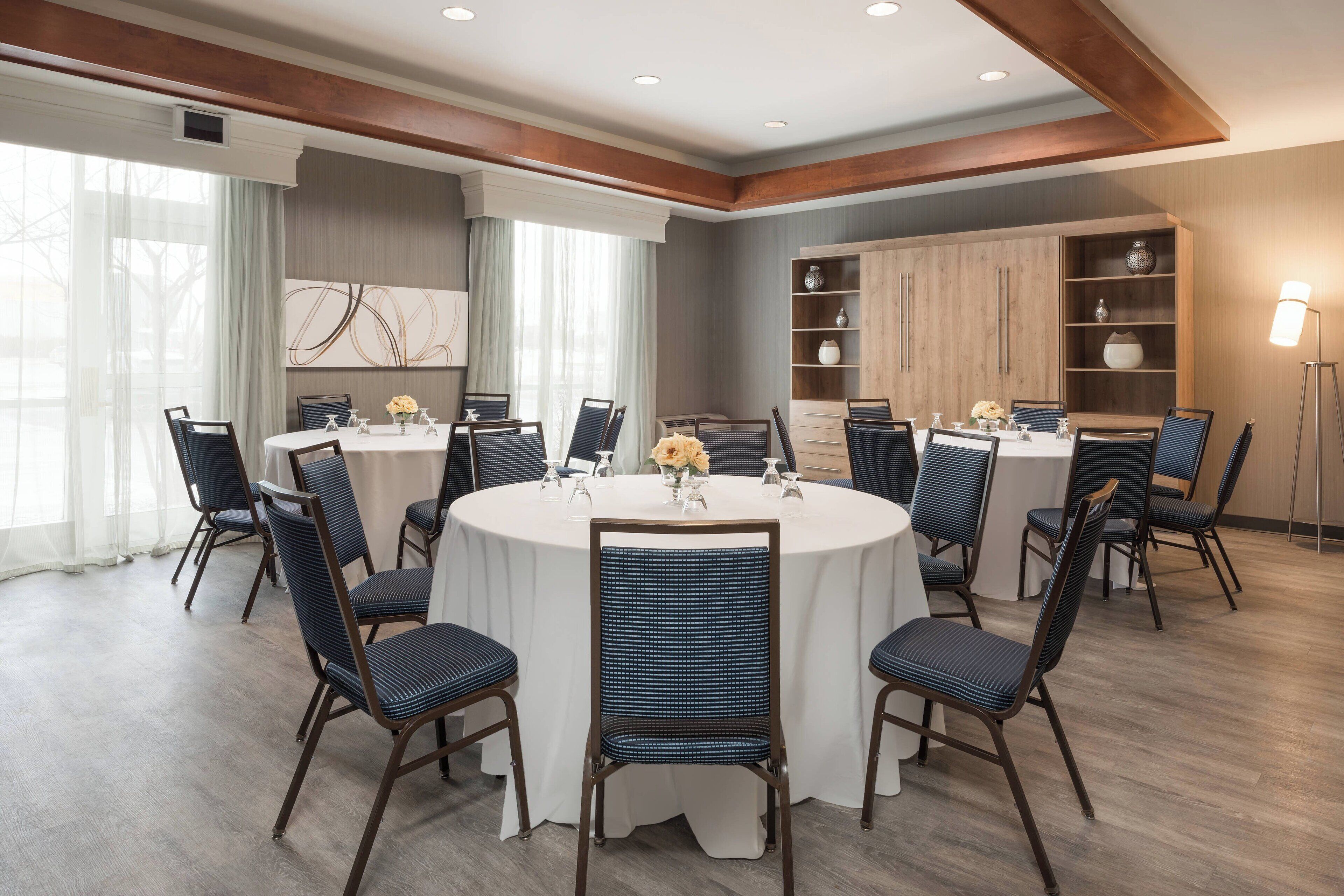 Photo - Courtyard by Marriott Toronto Vaughan