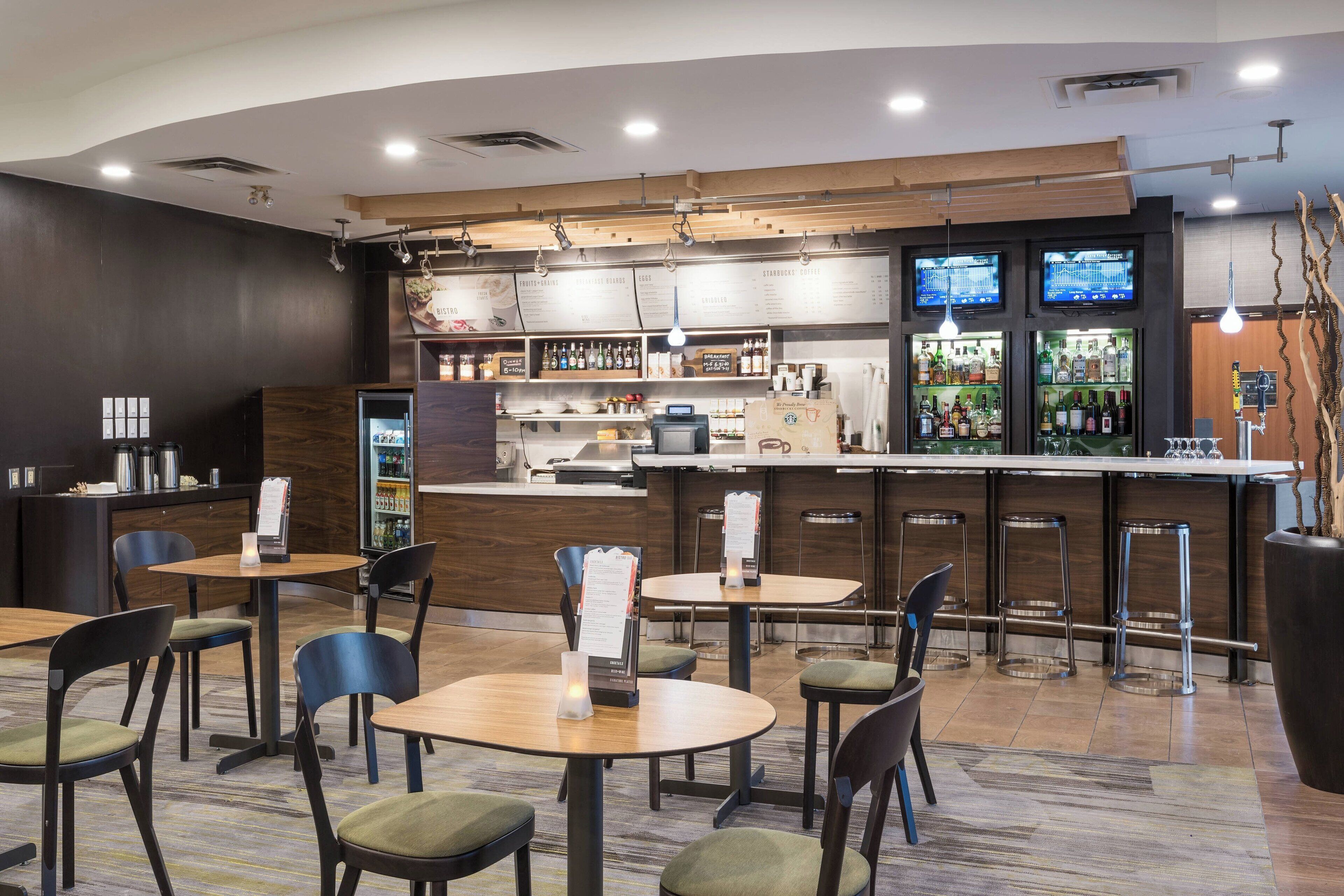 Photo - Courtyard by Marriott Toronto Vaughan