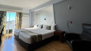 Cribs (free), rollaway beds, WiFi (free) - Onix (Viseu)