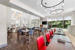 Desayuno completo todos los días (con cargo)