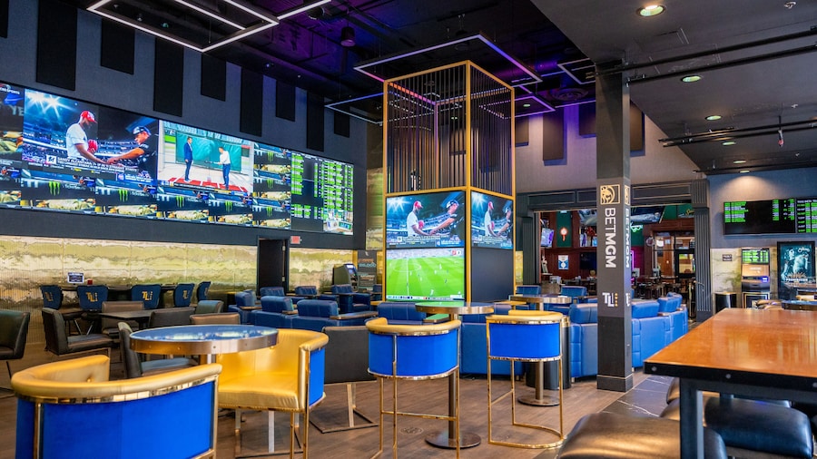 Hampton Inn Deadwood at Tin Lizzie Gaming Resort