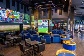 Casino - Hampton Inn Deadwood at Tin Lizzie Gaming Resort (Deadwood)