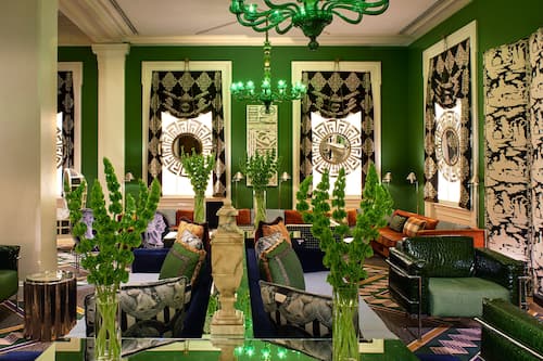 Sala de estar en el lobby