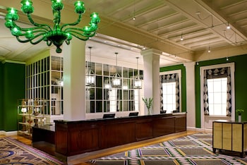 Hotel entrance and lobby at Kimpton Hotel Monaco Washington DC by IHG