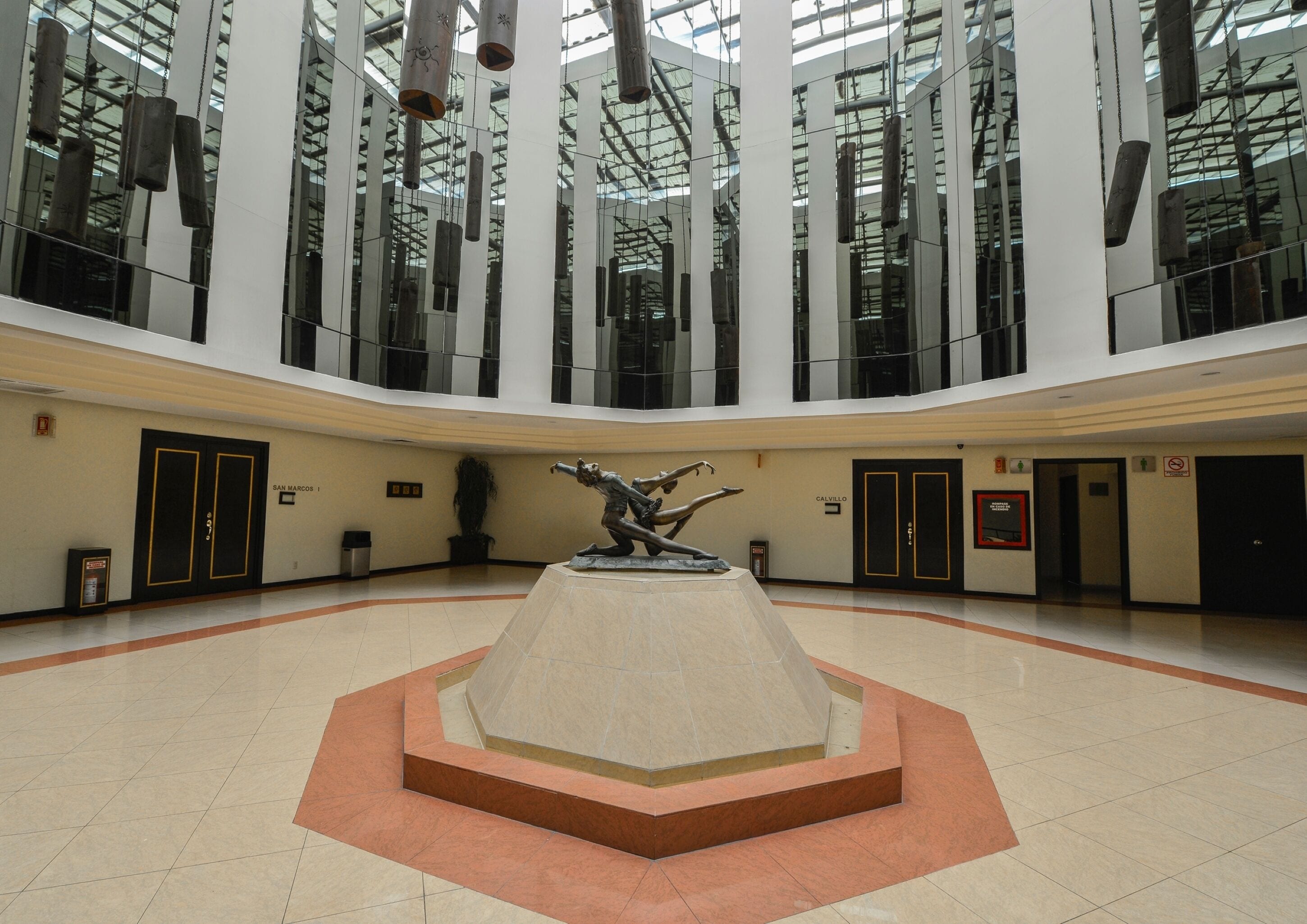 Photo - Aranzazu Plaza Kristal Aguascalientes