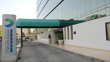 Façana frontal de l'allotjament