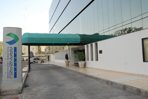 Front of property - Aranzazu Plaza Kristal Aguascalientes (Aguascalientes)