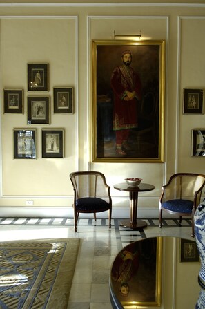 Lobby - Ananda in the Himalayas (Narendranagar)