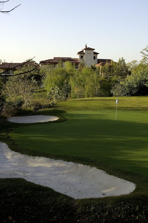 Golf - Ananda in the Himalayas (Narendranagar)