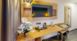 Television - PLAZA INN Heilbronn (Heilbronn)