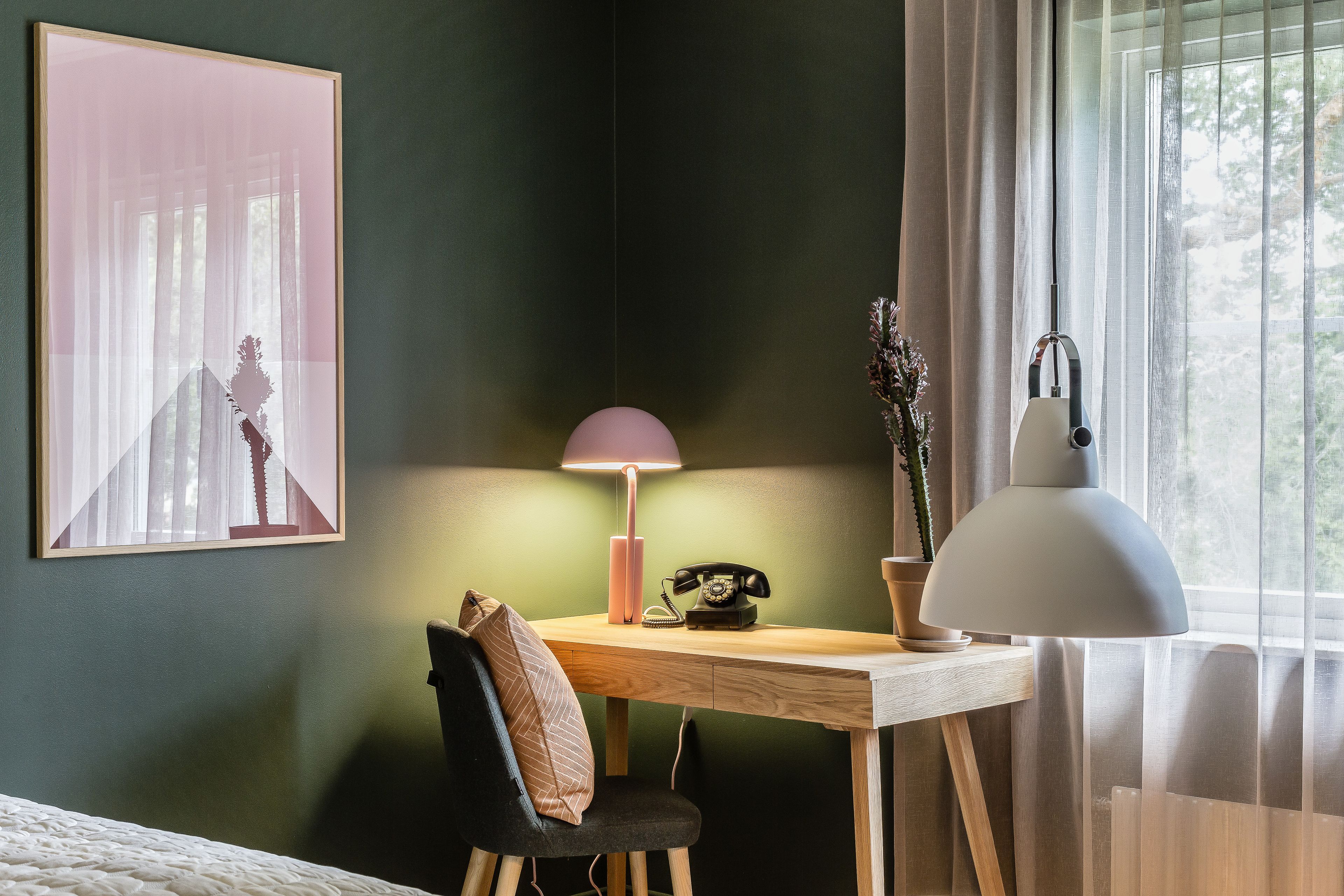 junior suite | down duvets, in-room safe, desk, blackout curtains