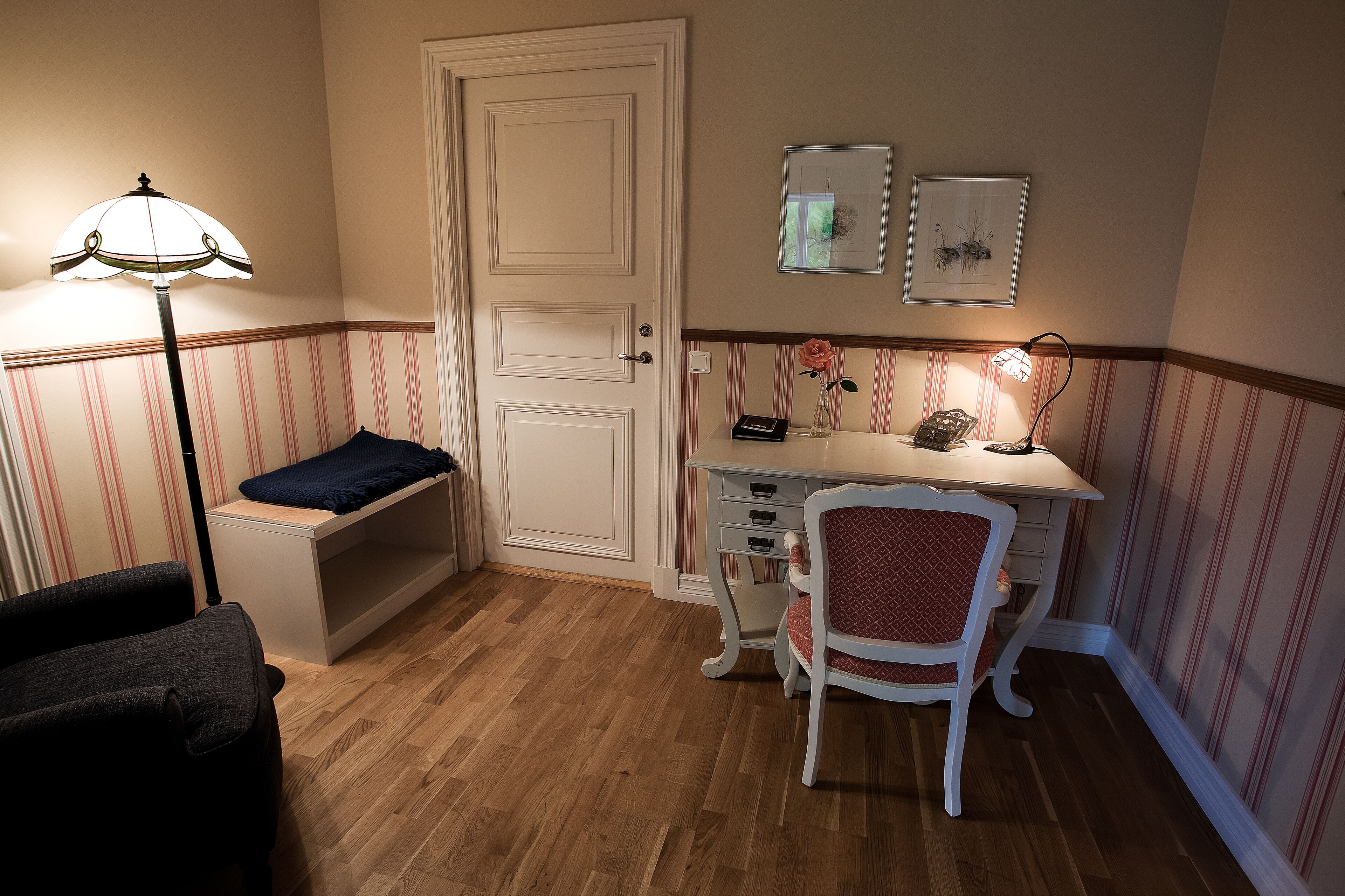 double room, annex building | 1 bedroom, minibar, in-room safe, desk