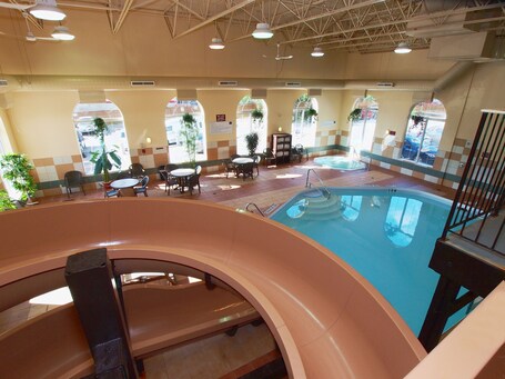 Best Western Plus Pembina Inn Suites - Image 5