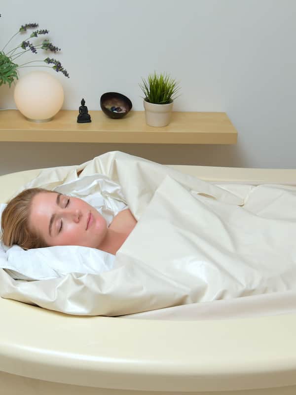 Phòng tắm hơi, phòng xông hơi, trị liệu toàn thân, massage đá nóng