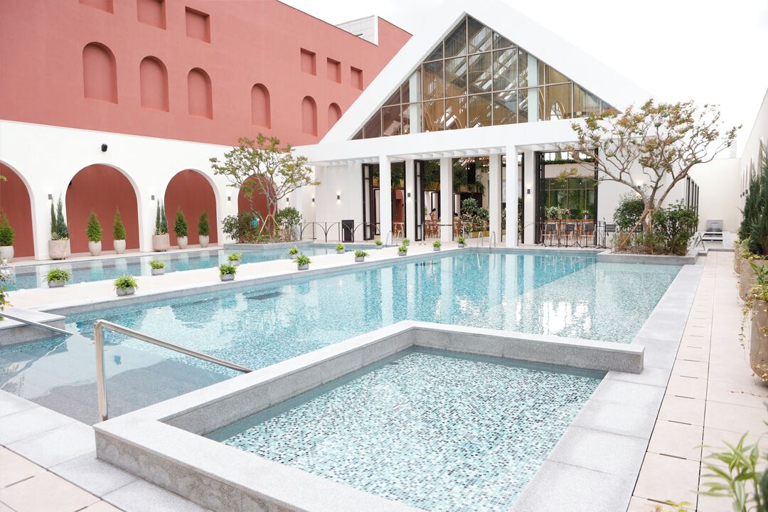 Down comforters, individually decorated, individually furnished, desk