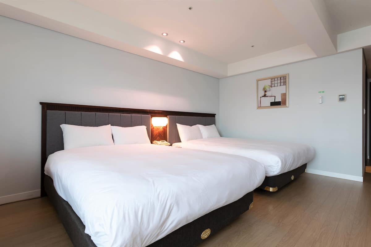 Couette en duvet, décor unique, bureau, rideaux d’obscurcissement