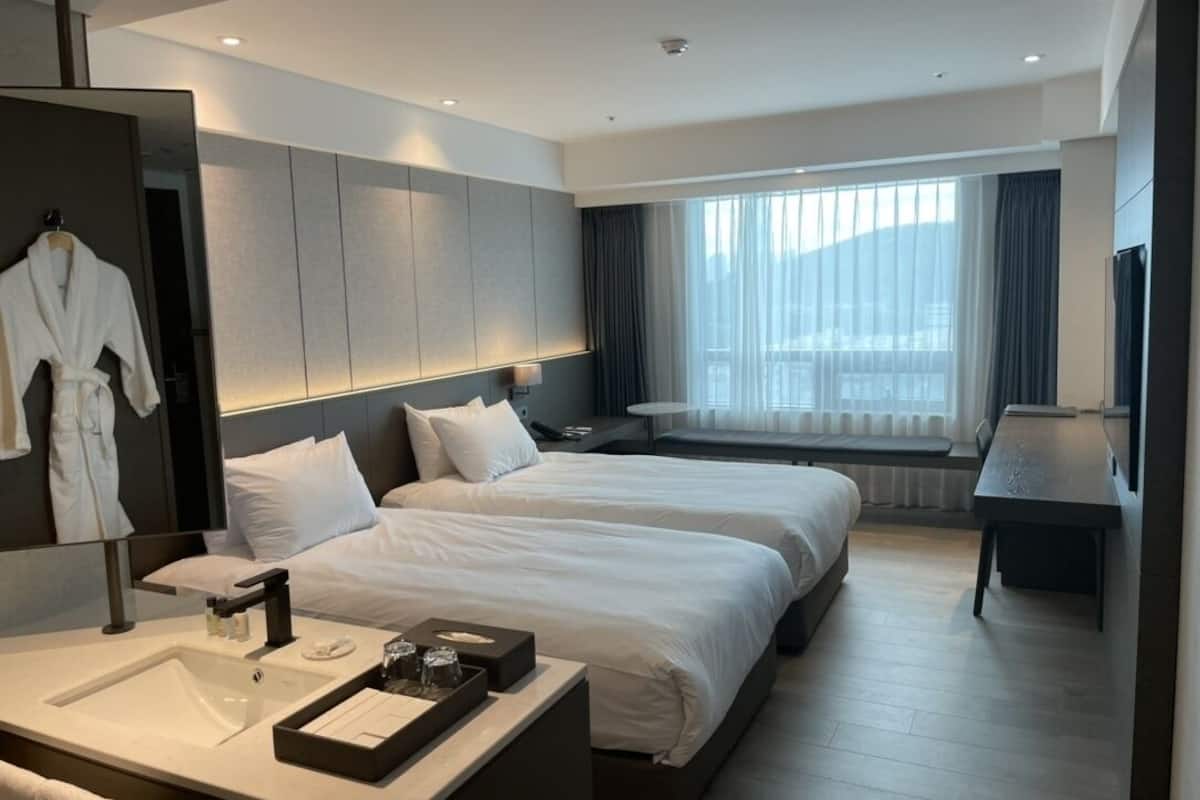 Couette en duvet, décor unique, bureau, rideaux d’obscurcissement