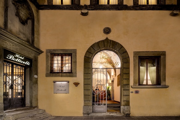 Bagian depan properti