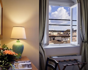 Standard Double or Twin Room | Minibar, in-room safe, desk, free WiFi