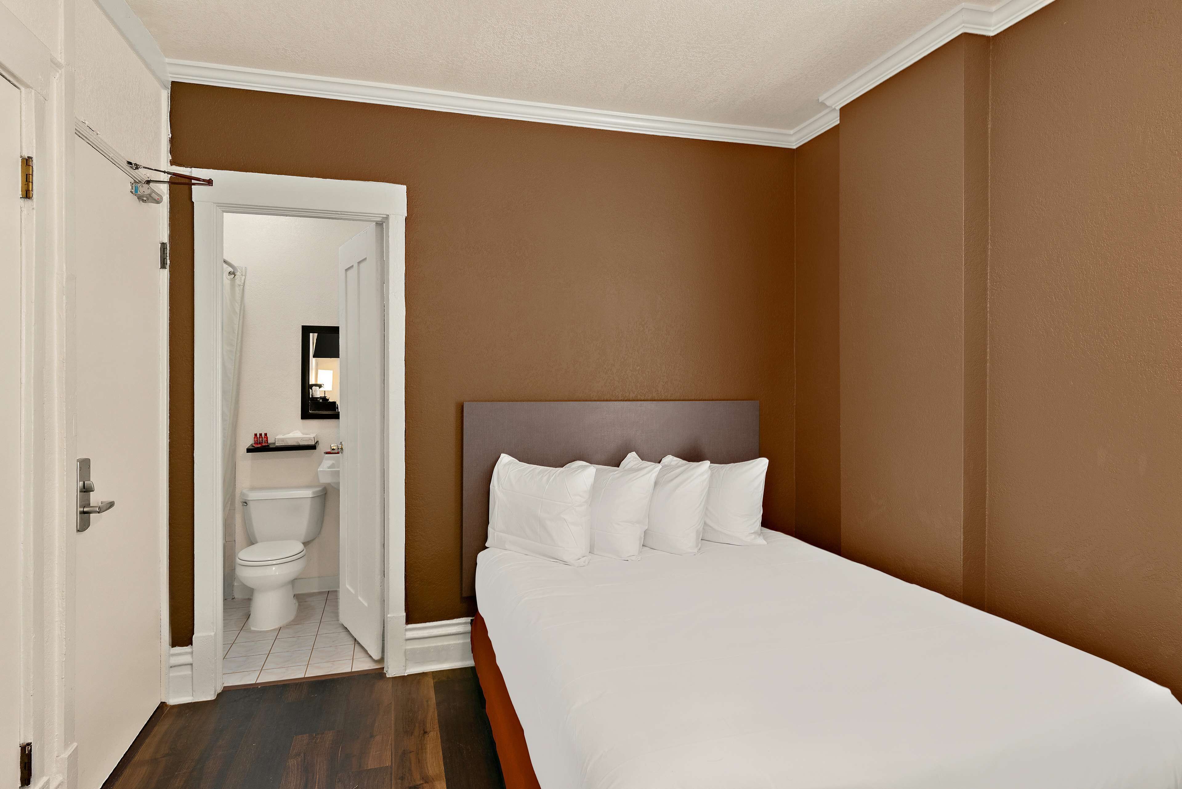 Foto - Mithila San Francisco, SureStay Collection by Best Western
