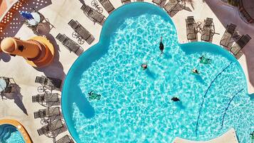 Alberca al aire libre