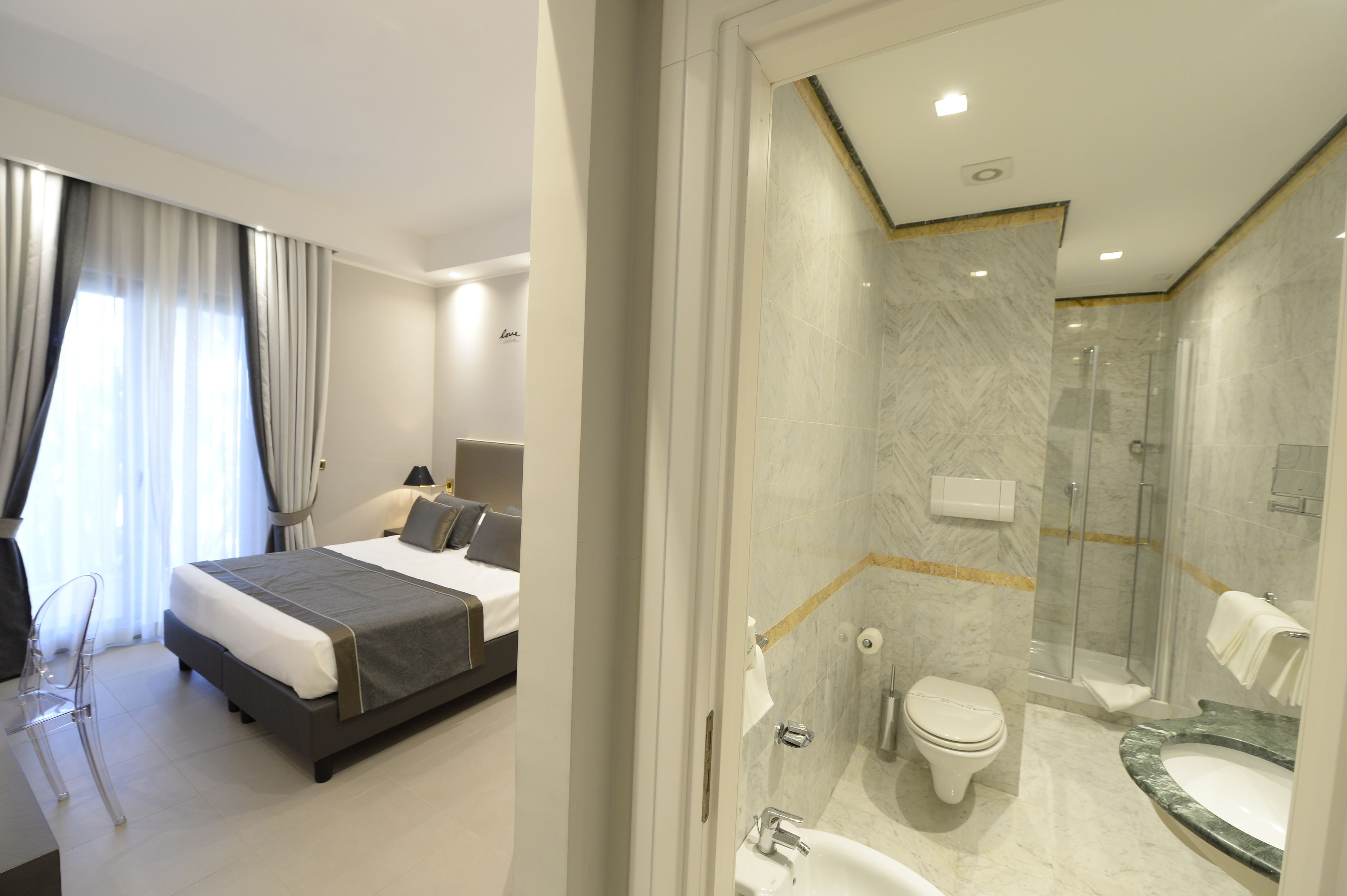 shower, free toiletries, hair dryer, slippers