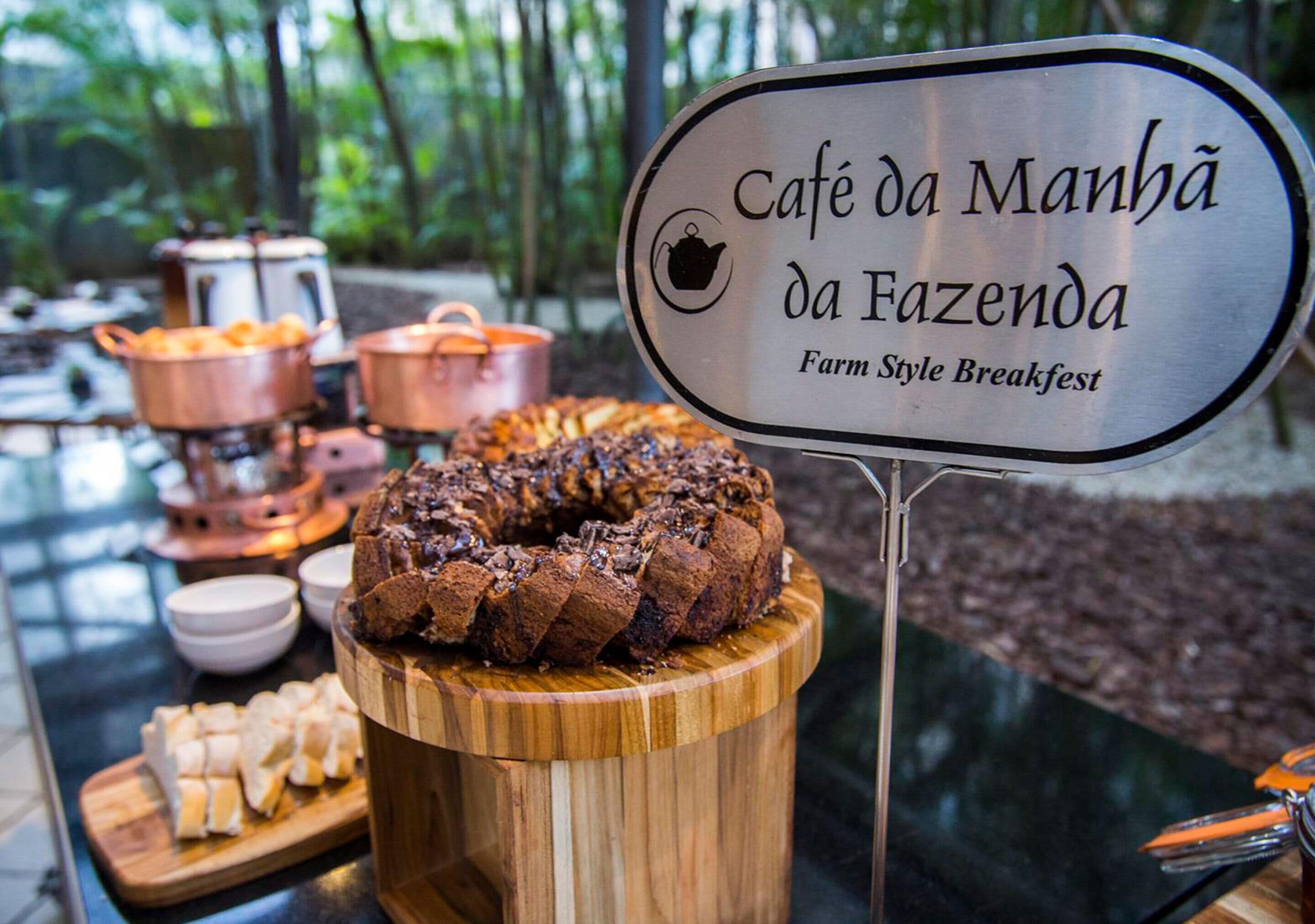 free daily cooked-to-order breakfast