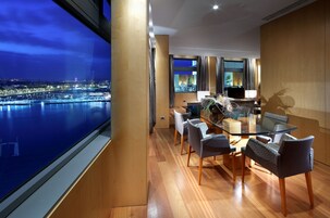 Premium bedding, minibar, in-room safe, individually furnished