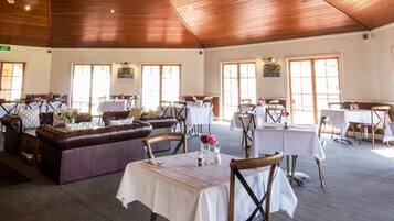 Daily cooked-to-order breakfast for a fee